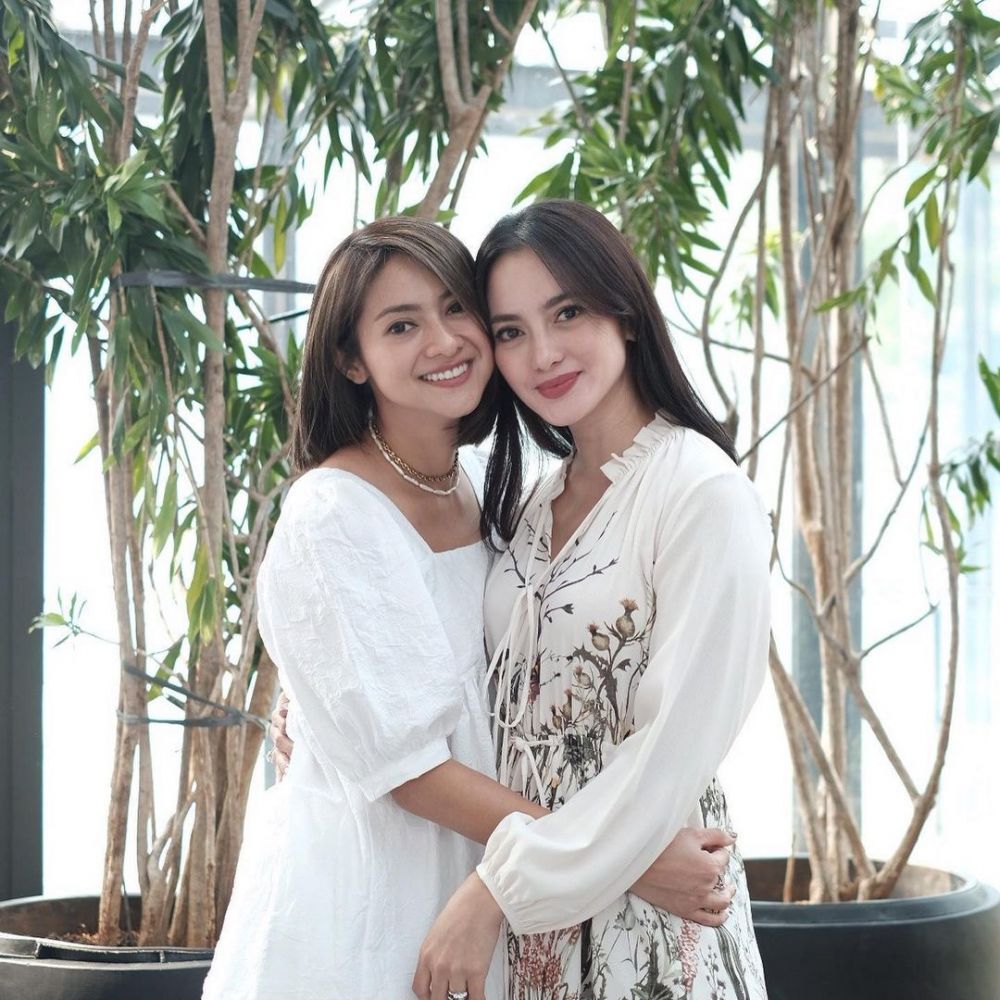 10 Momen perayaan ultah Ririn Ekawati, Ibnu Jamil curi perhatian