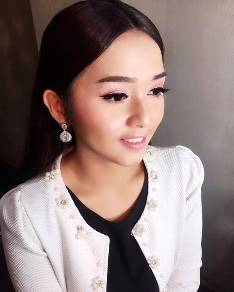 10 Potret terbaru Putri Ayu jebolan Indonesia Mencari Bakat, memesona