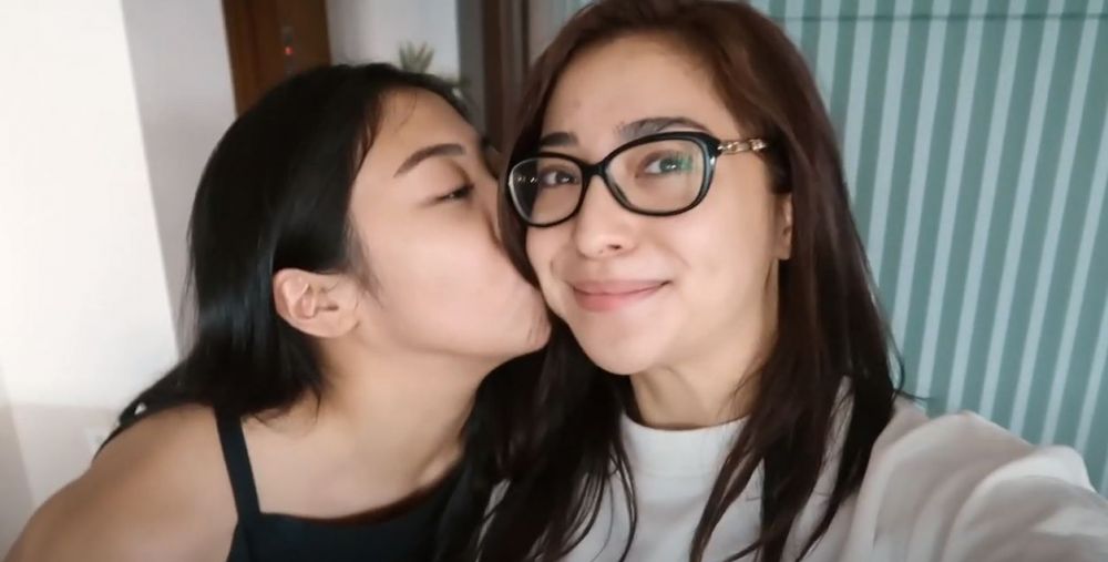 7 Momen Nikita Willy pulang dari honeymoon, disambut ibu mertua