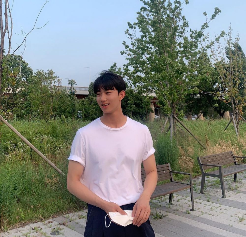 10 Pesona Ki Do-hoon, aktor Korea Selatan model video klip Rossa