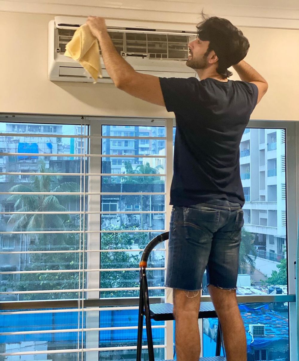 7 Potret rumah Nandish Sandhu 'Uttaran', bergaya minimalis