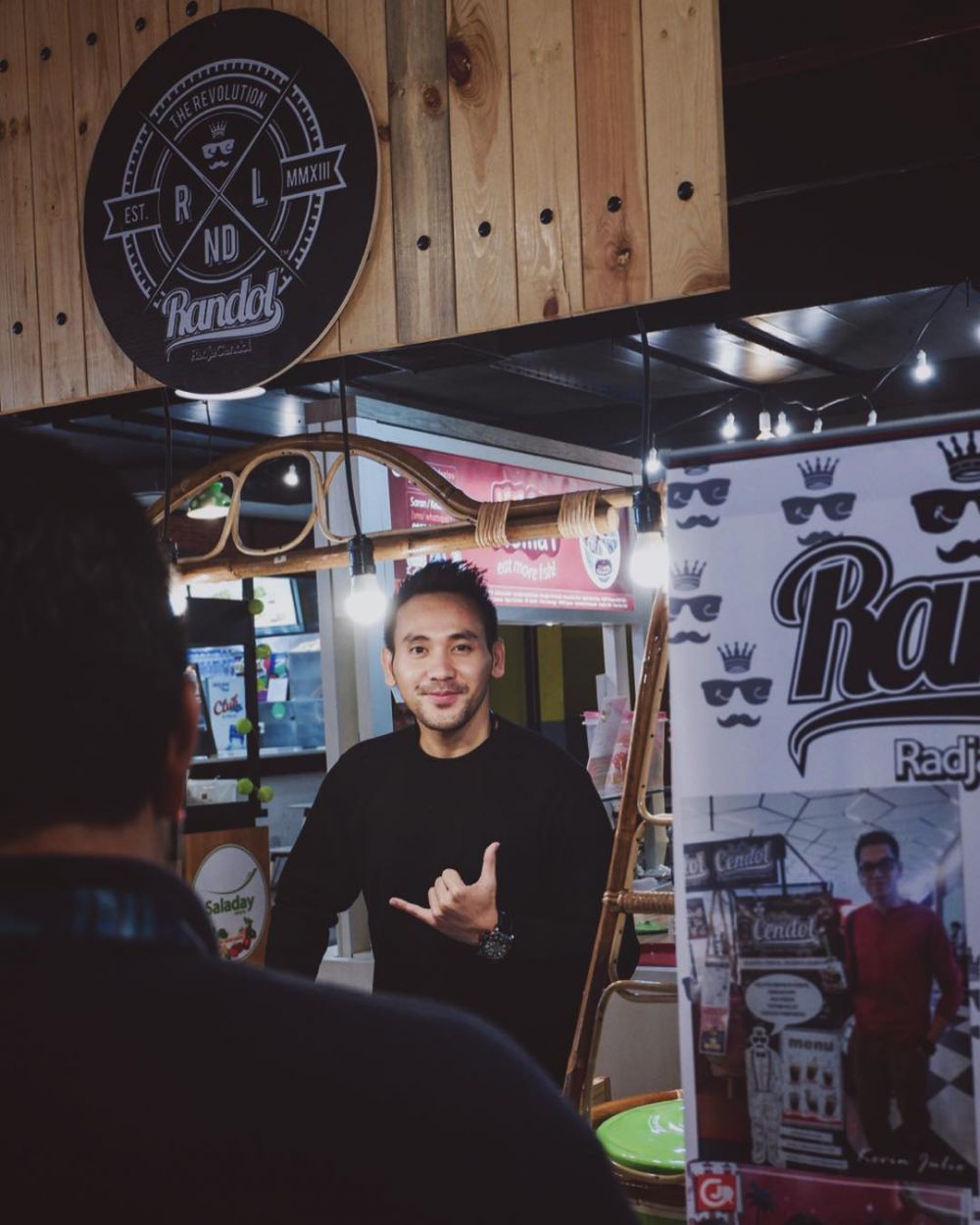 5 Bisnis Danu Sofwan suami Jenita Janet, dikenal pengusaha kuliner