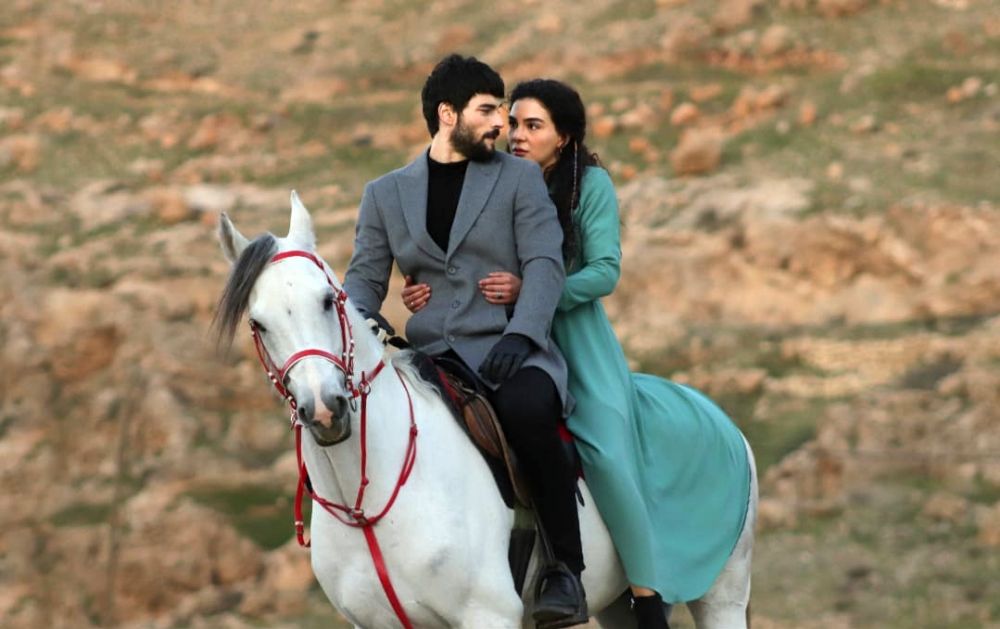 4 Fakta Hercai, drama romansa Turki yang penuh intrik dan dendam