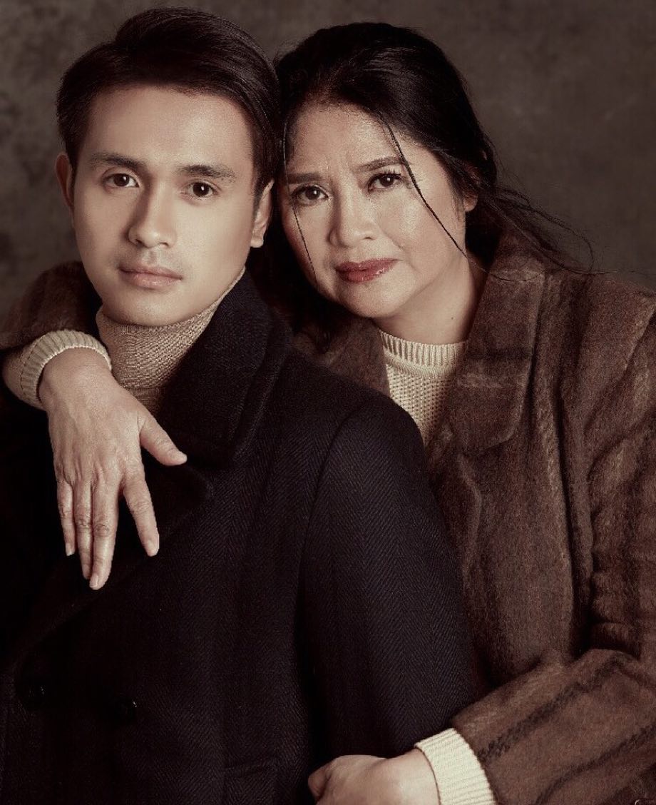 Momen 8 pemain Anak Band bareng sang mama, penuh kehangatan