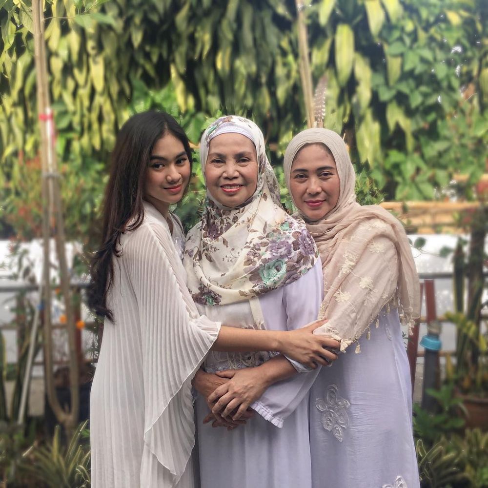 Momen 8 pemain Anak Band bareng sang mama, penuh kehangatan