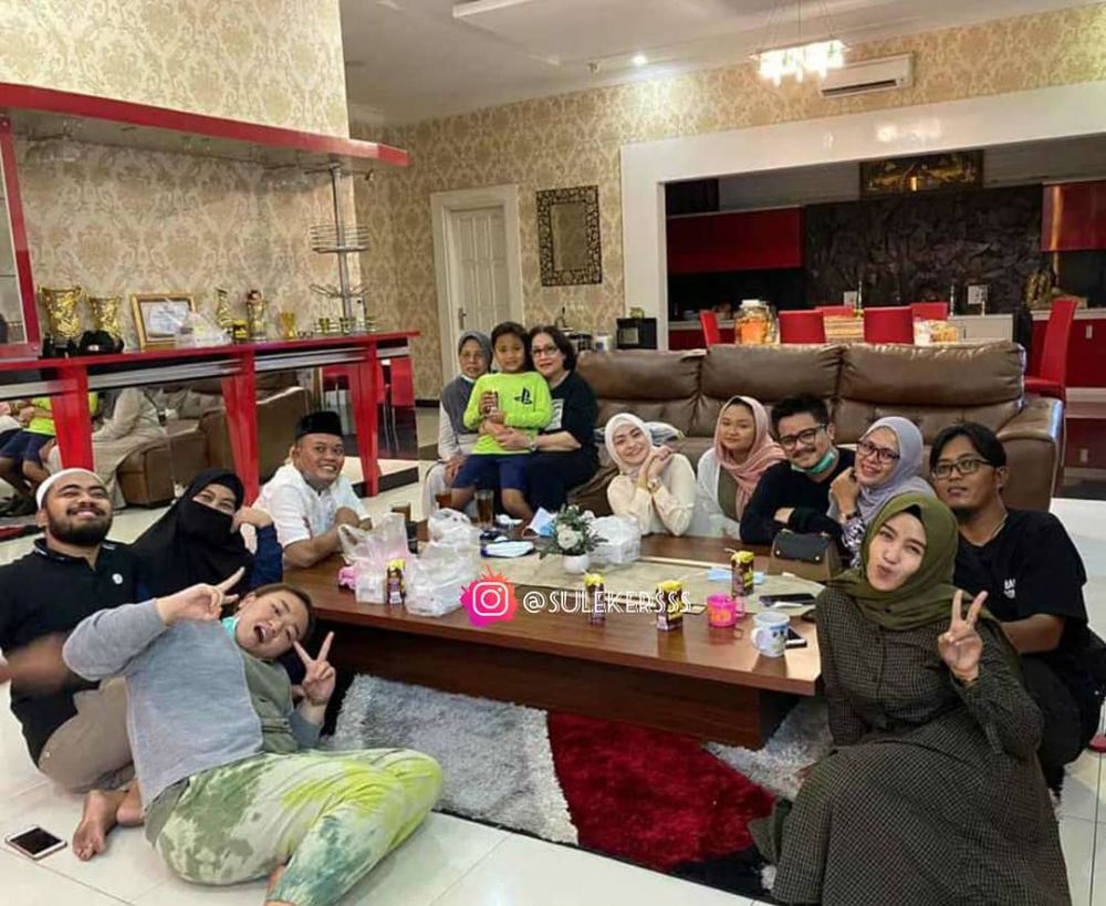 9 Momen persiapan pernikahan Sule & Nathalie Holscher, digelar outdoor