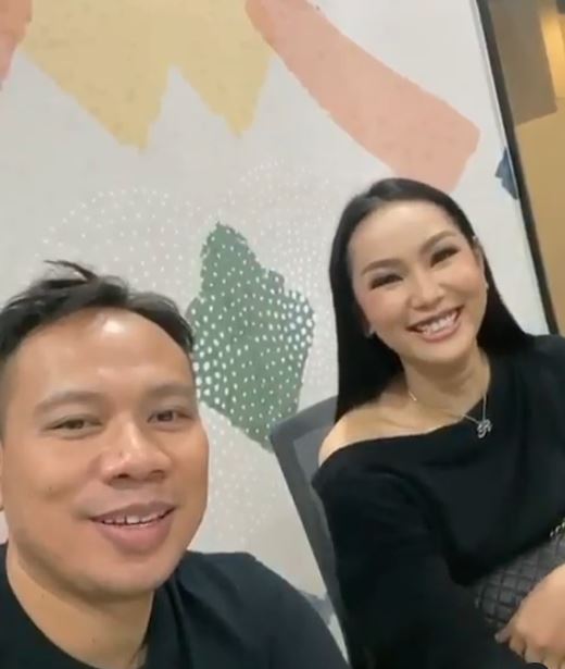 8 Potret kedekatan Vicky Prasetyo dan Kalina Ocktaranny, kian mesra