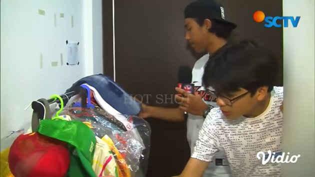 10 Potret kamar Jefan Nathanio 'Dari Jendela SMP', ada alat gaming