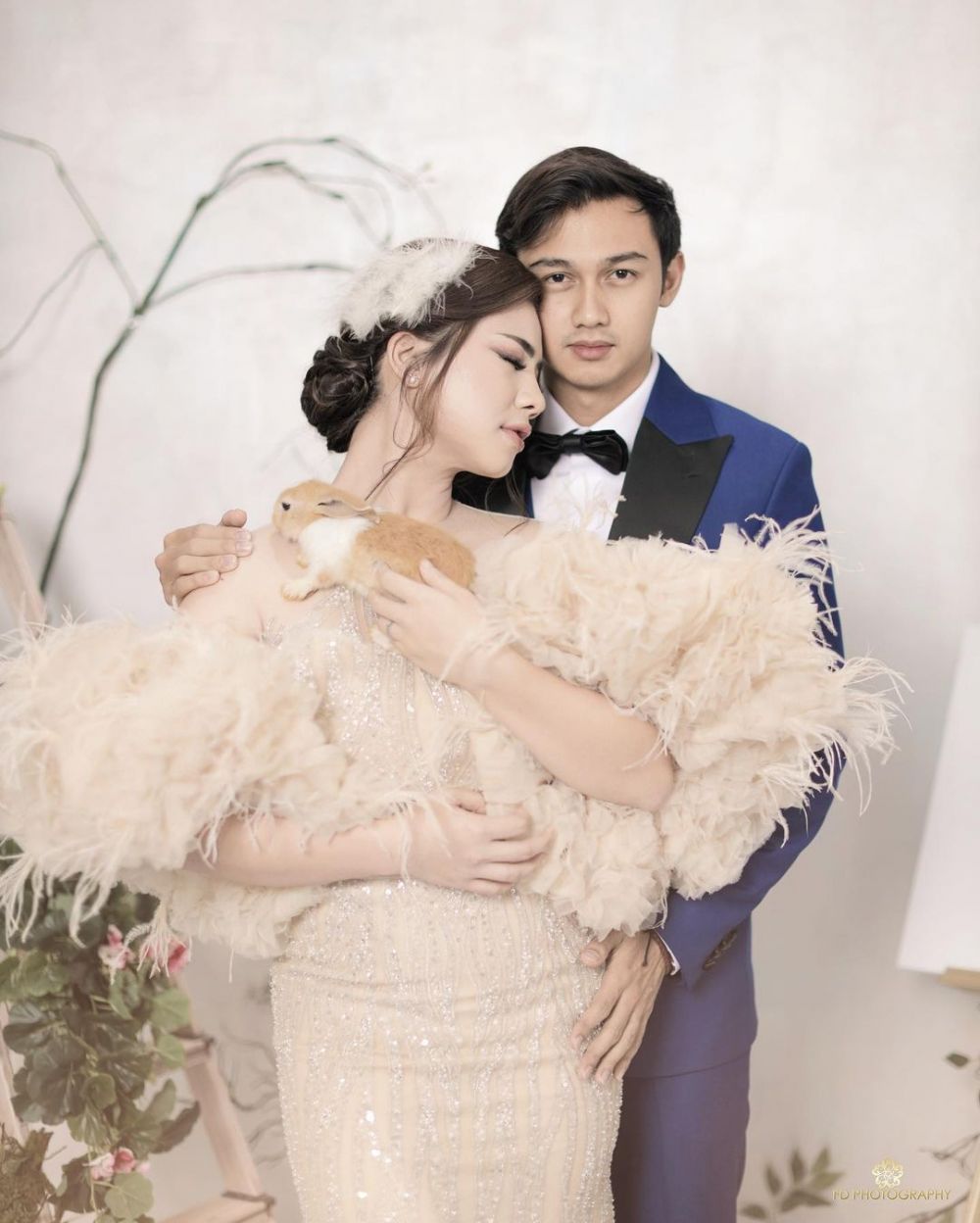 10 Gaya prewedding Felicya Angelista & Caesar Hito, stunning & elegan