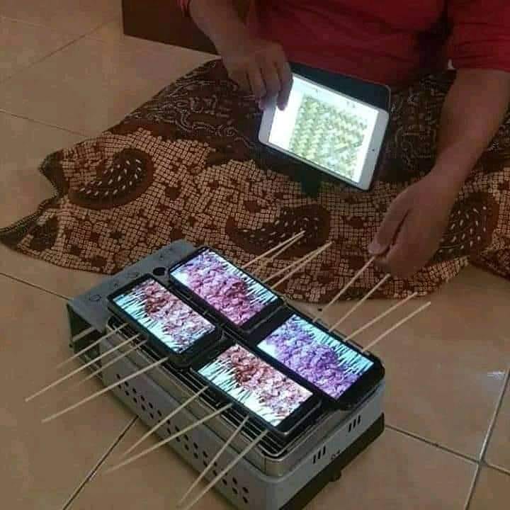 10 Potret absurd orang bakar daging ini bikin geleng kepala