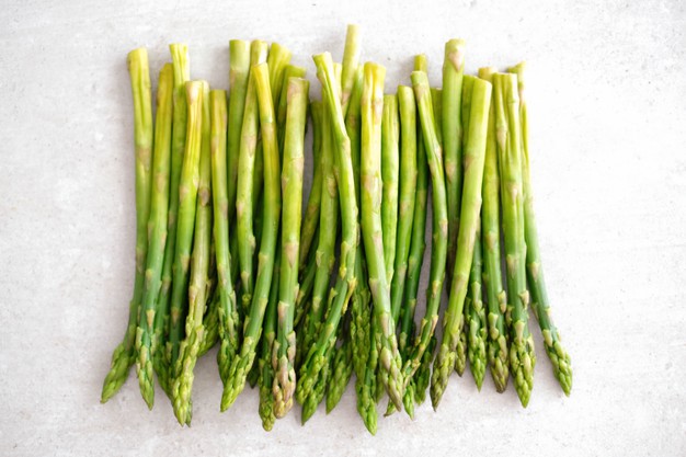 7 Manfaat asparagus untuk kesehatan, bikin kulit makin glowing
