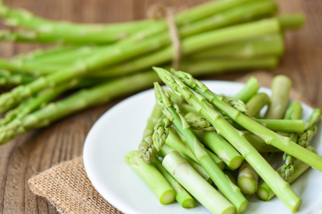 7 Manfaat asparagus untuk kesehatan, bikin kulit makin glowing