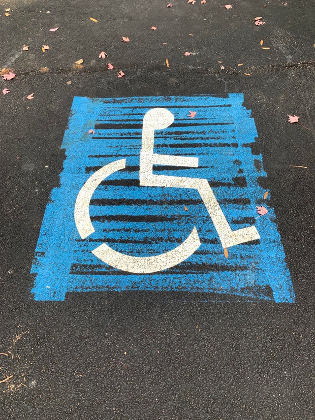 10 Desain marka jalan ini bikin orang yang lihat mikir dua kali