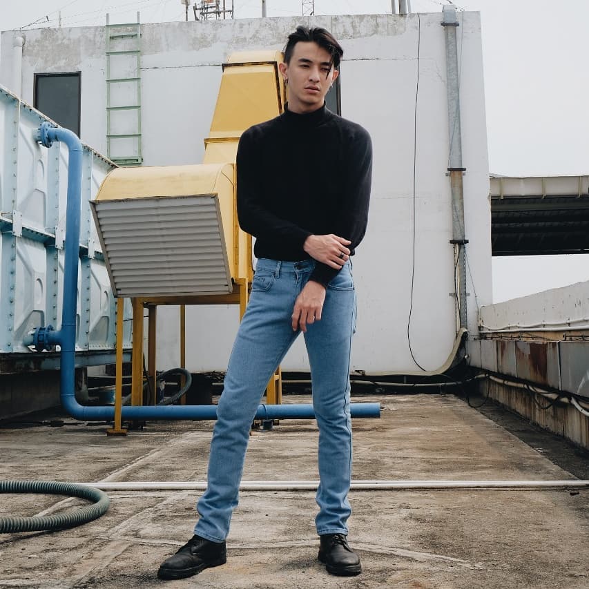 10 Potret Billie Max Will, model yang jadi lawan main Nadya Mustika