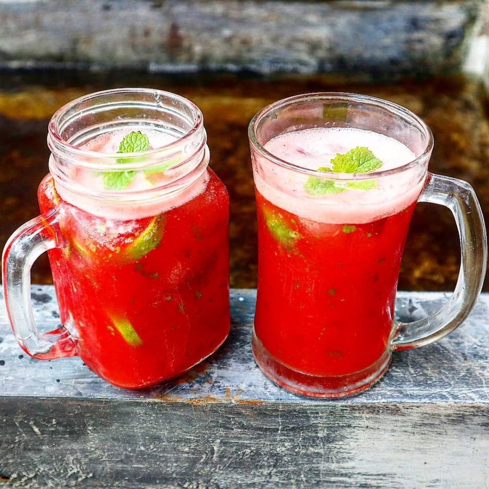 Resep minuman berbahan semangka © freepik.com Resep minuman berbahan semangka © freepik.com