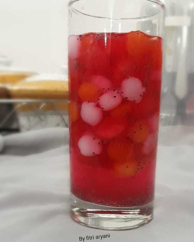 Resep minuman berbahan semangka © freepik.com Resep minuman berbahan semangka © freepik.com