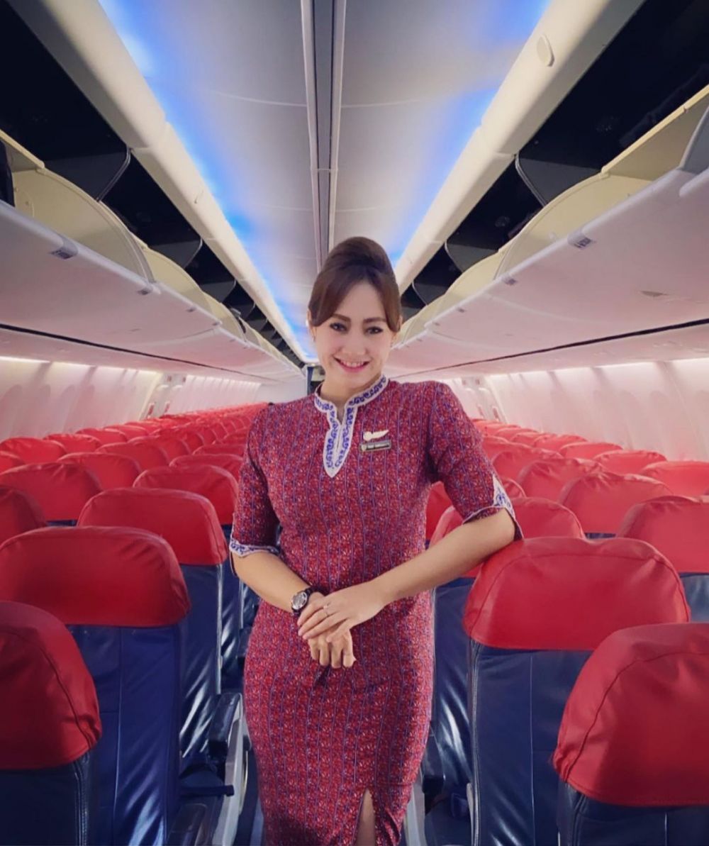 Dulu dekat dengan Sule, ini 8 potret terbaru pramugari Fany Kurniawaty