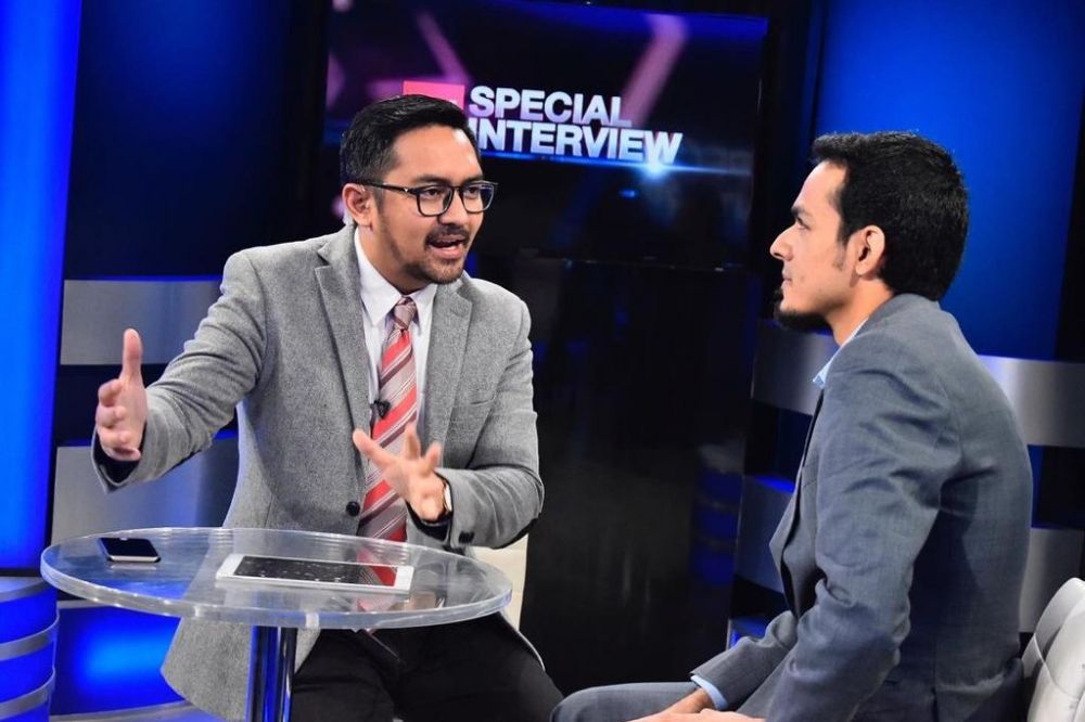 10 Catatan karier Prabu Revolusi, dari jurnalis hingga jubir menteri