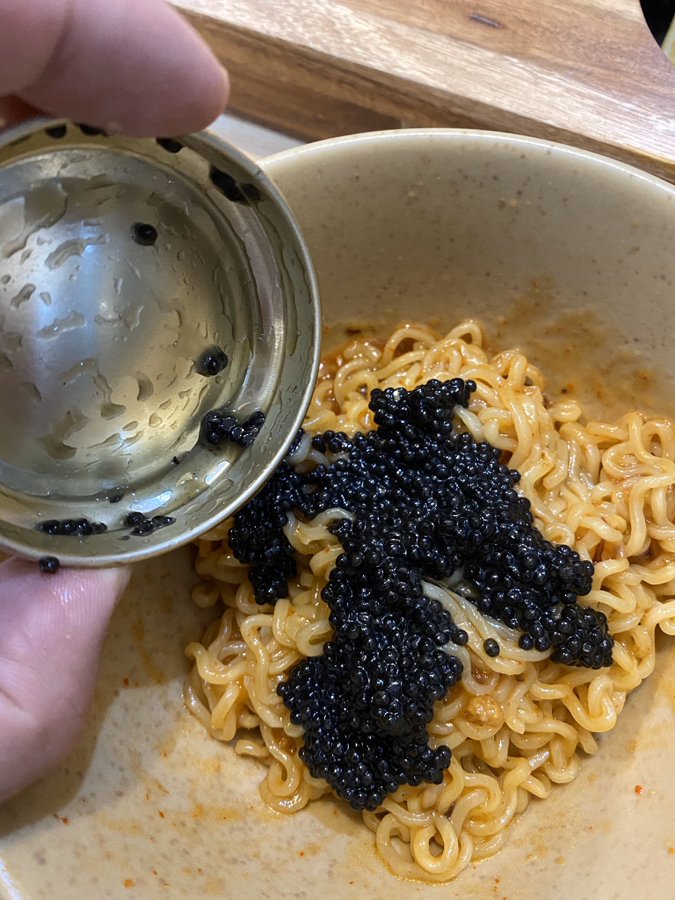 Viral 6 harga menu olahan Chef Arnold, ada popcorn bercampur emas