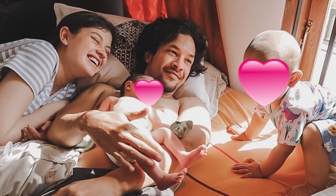 Kebahagiaan Kimberly Ryder melahirkan secara normal di tanggal cantik