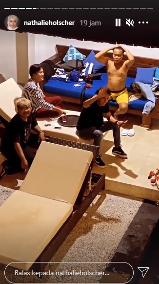 Bareng keluarga besar, ini 11 momen honeymoon Sule & Nathalie Holscher