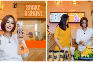 8 Momen Inul Daratista buka bisnis baru, tarik karyawan korban PHK