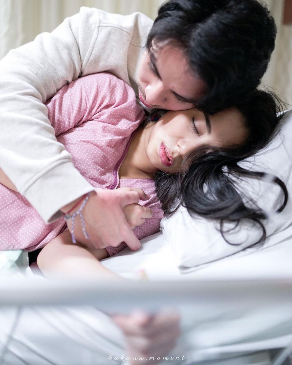 10 Momen persalinan Abel Cantika, penuh cerita haru