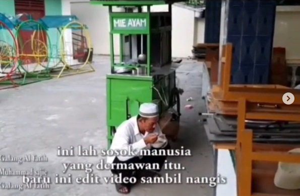 Alasan pria sedekah mi pangsit jualannya 100 mangkuk ini bikin salut