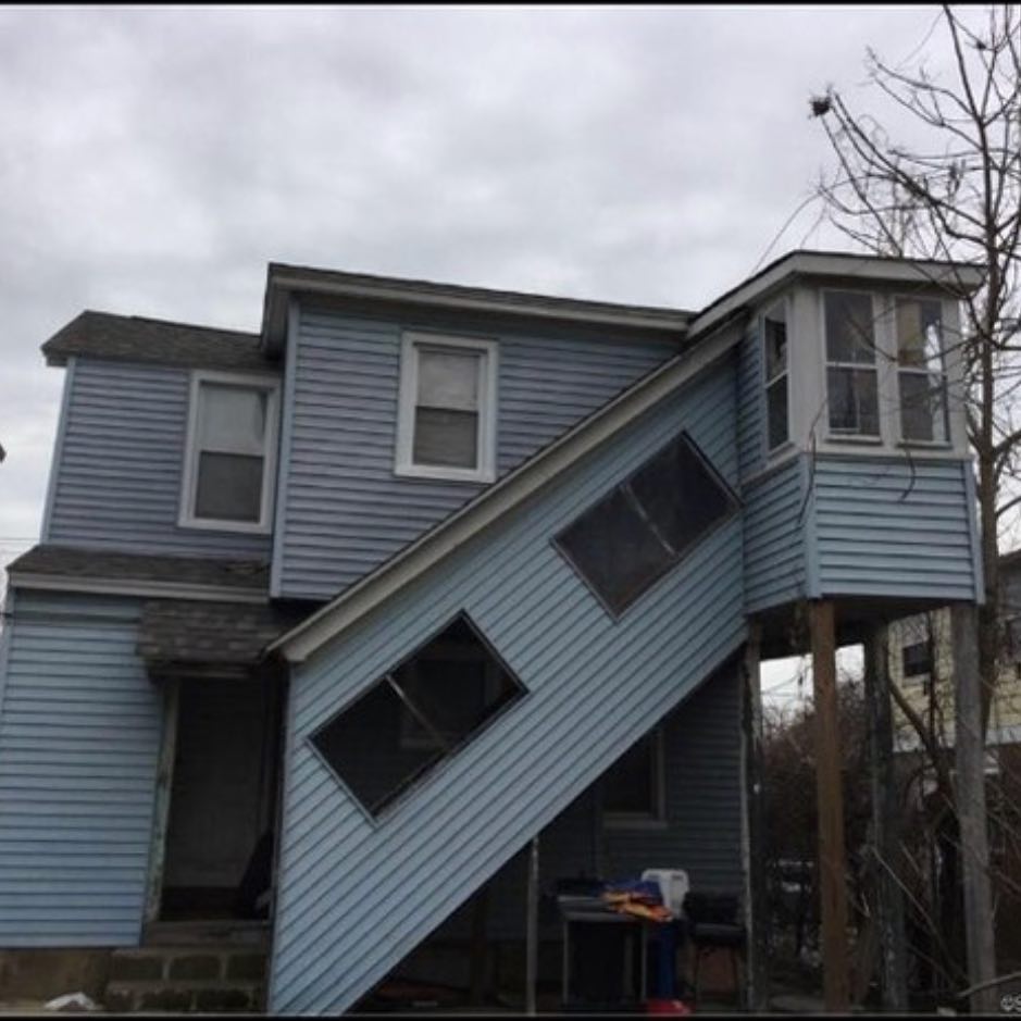 10 Desain jendela bangunan bertingkat ini bikin senyum miris