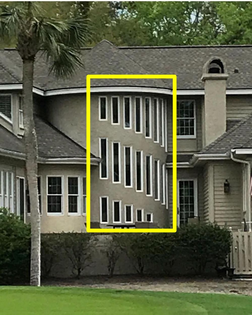 10 Desain jendela bangunan bertingkat ini bikin senyum miris