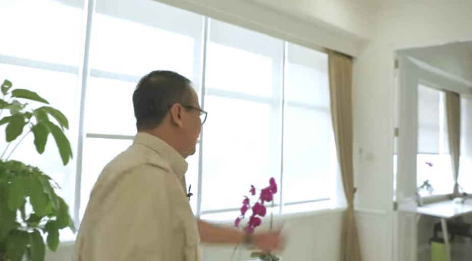 10 Potret ruang kerja Menteri KKP Edhy Prabowo, hiasannya unik