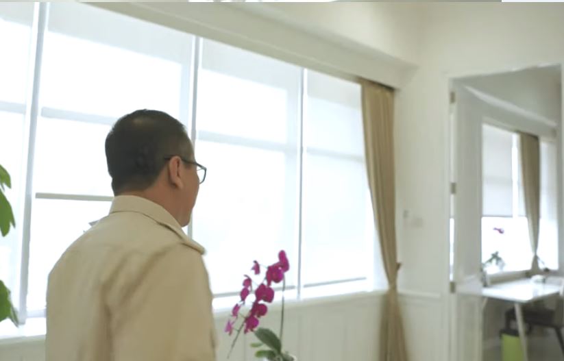 10 Potret ruang kerja Menteri KKP Edhy Prabowo, hiasannya unik