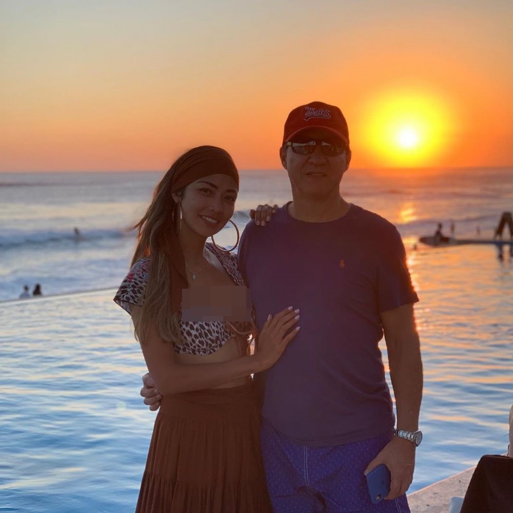 Potret mesra 6 penyanyi dan pasangan bulenya, Siti KDI bikin baper