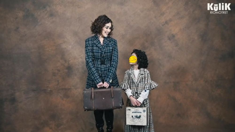 10 Pemotretan terbaru Ayu Ting Ting tema klasik, bajunya bikin salfok