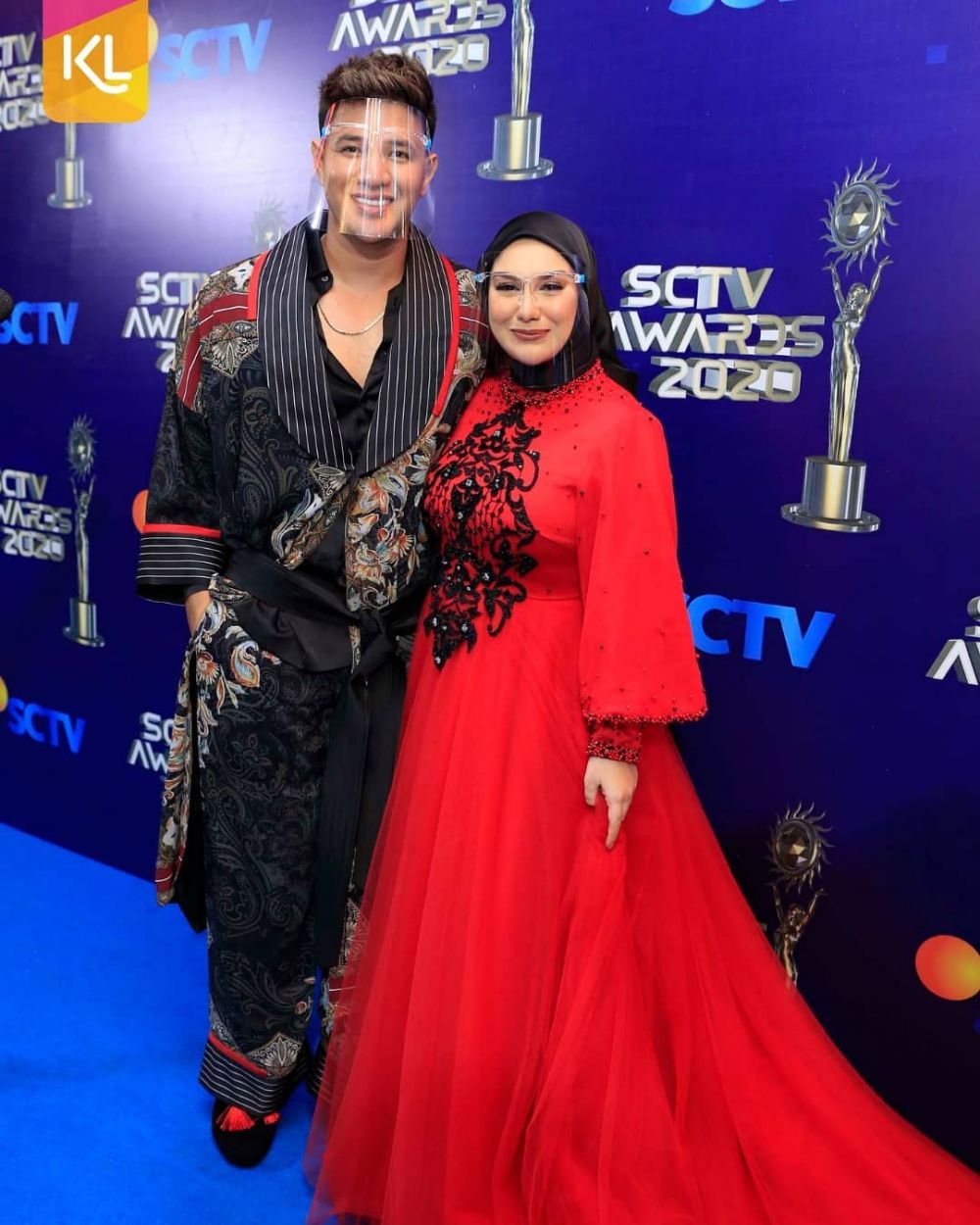 Gaya 11 seleb hadiri SCTV Awards 2020, stunning dan glamor abis