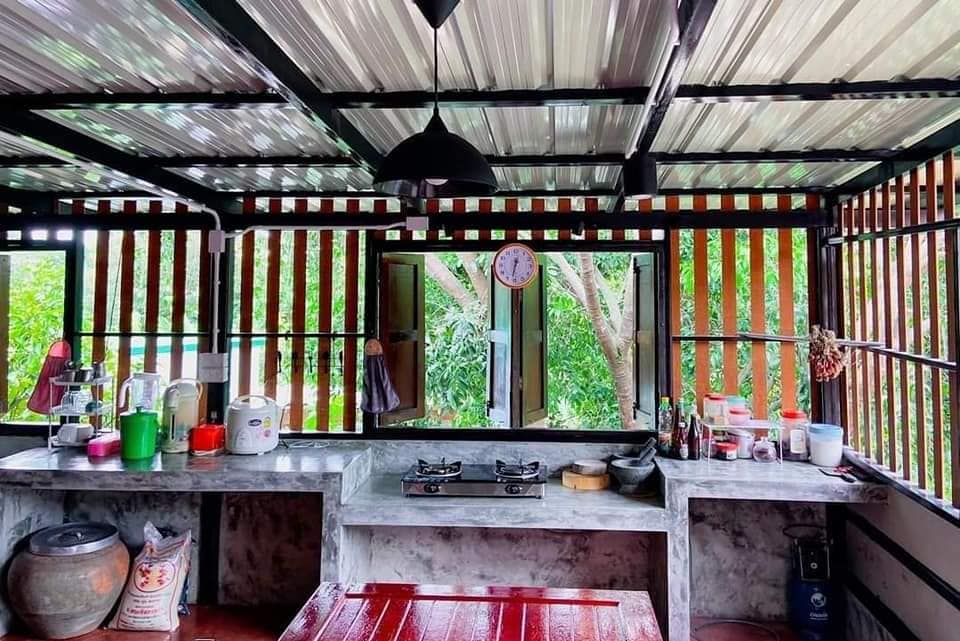 Tampak bersih & rapi, 6 potret dapur ini bikin orang mikir aneh-aneh