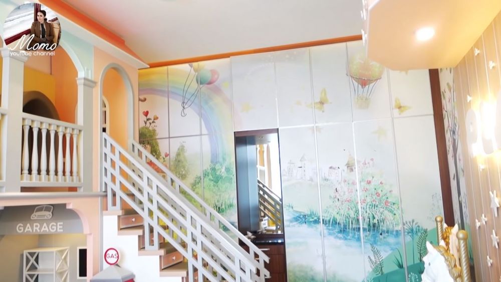 10 Potret kamar bermain anak Momo Geisha, fasilitasnya bikin betah