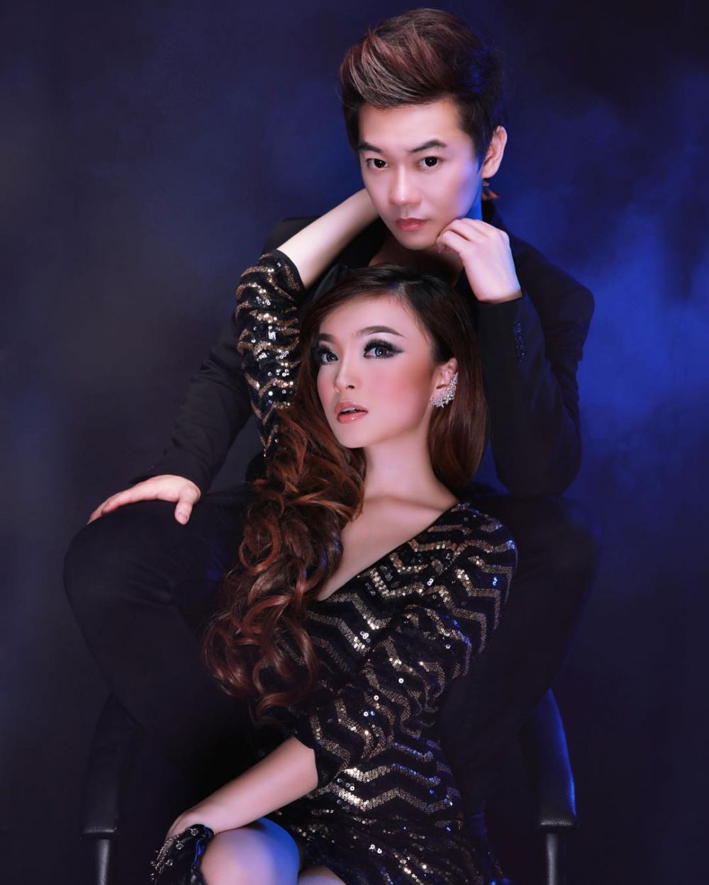 8 Potret prewedding eks member Cherrybelle, ada yang di bawah laut