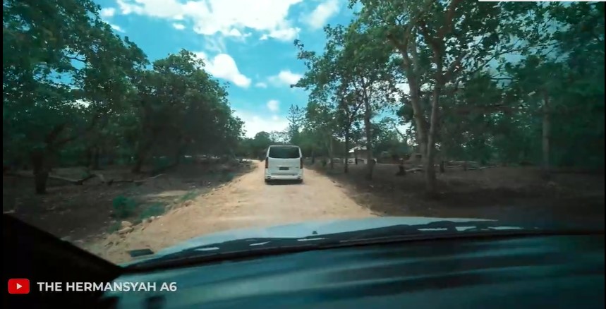 10 Momen liburan Ashanty di Sumba, sekaligus jemput sang ART