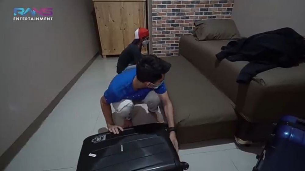 Pindah dari Andara, begini 10 penampakan kamar kos Dimas Ahmad