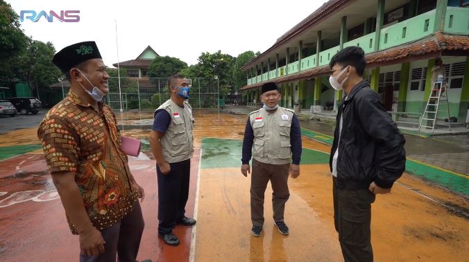 10 Momen Dimas Ahmad kunjungi sekolahnya, bayar sisa tunggakan biaya