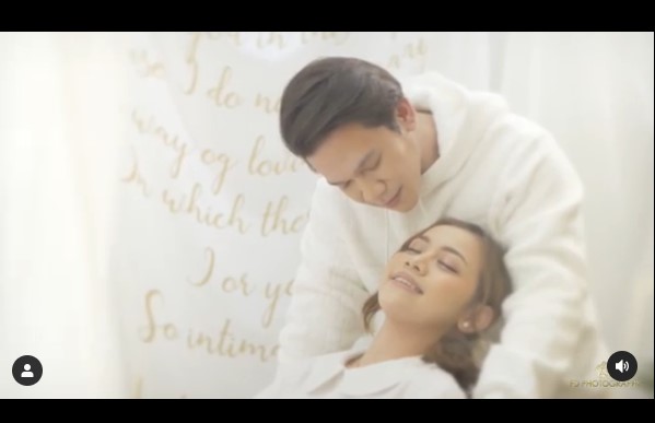 10 Pemotretan Jordi Onsu dan Frislly Herlind, romantis abis