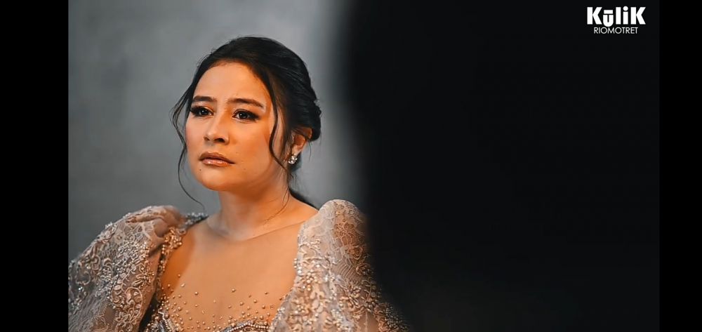 8 Momen Prilly Latuconsina pemotretan untuk lagu barunya
