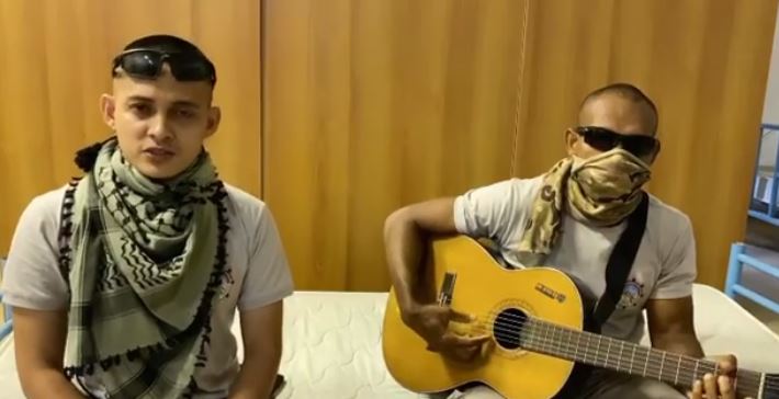 10 Potret Briptu Nabhani, polisi viral yang mengajar ngaji di Sudan