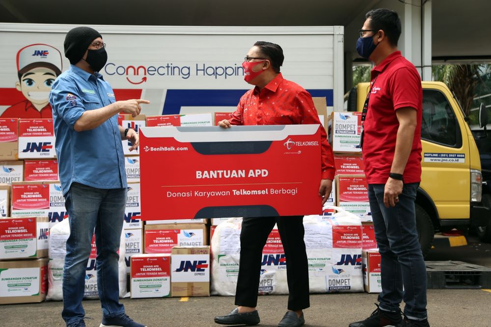 Berkontorbusi penanganan dampak Covid-19, Telkomsel raih penghargaan