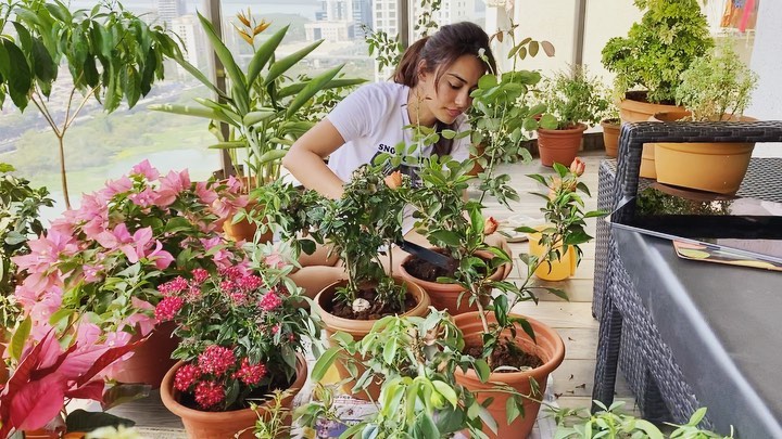 Potret 9 pemain wanita Naagin tanpa makeup, manglingi abis