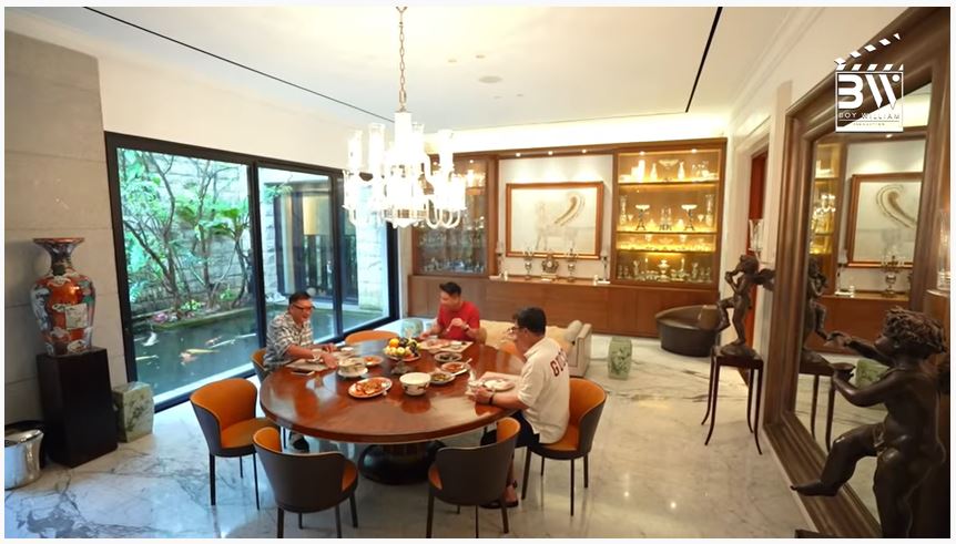 10 Potret rumah pengusaha Crazy Rich Harry Su, luasnya 2500 meter