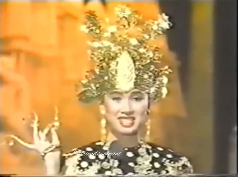 Viral potret lawas Titi DJ di Miss World 1983, manglingi banget