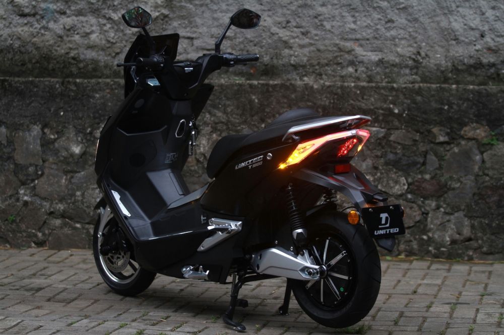 9 Fakta motor listrik United yang cocok untuk milenial urban, stylish