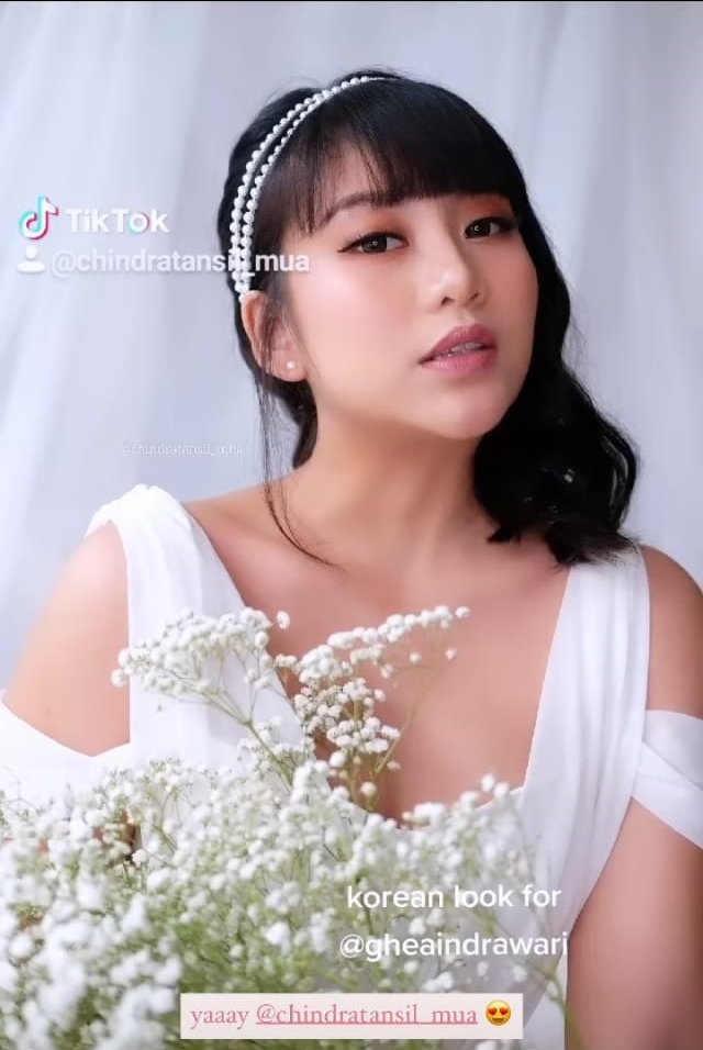10 Momen pemotretan Ghea Indrawari ala Korean look, gemas bak bidadari